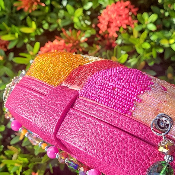 Mary frances rainbow kiss bag handbag nwt - Picture 13 of 16